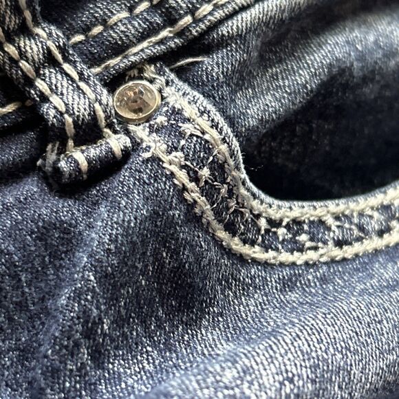 Cato Capri Blue Jean Cuffed Cropped Embellished Stretch Flap Pockets - Size 12 - Picture 10 of 13